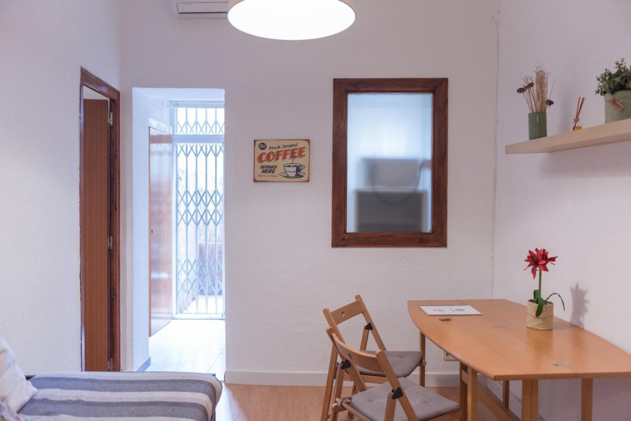 Sweet Bcn Studio With Terrace Барселона Екстериор снимка